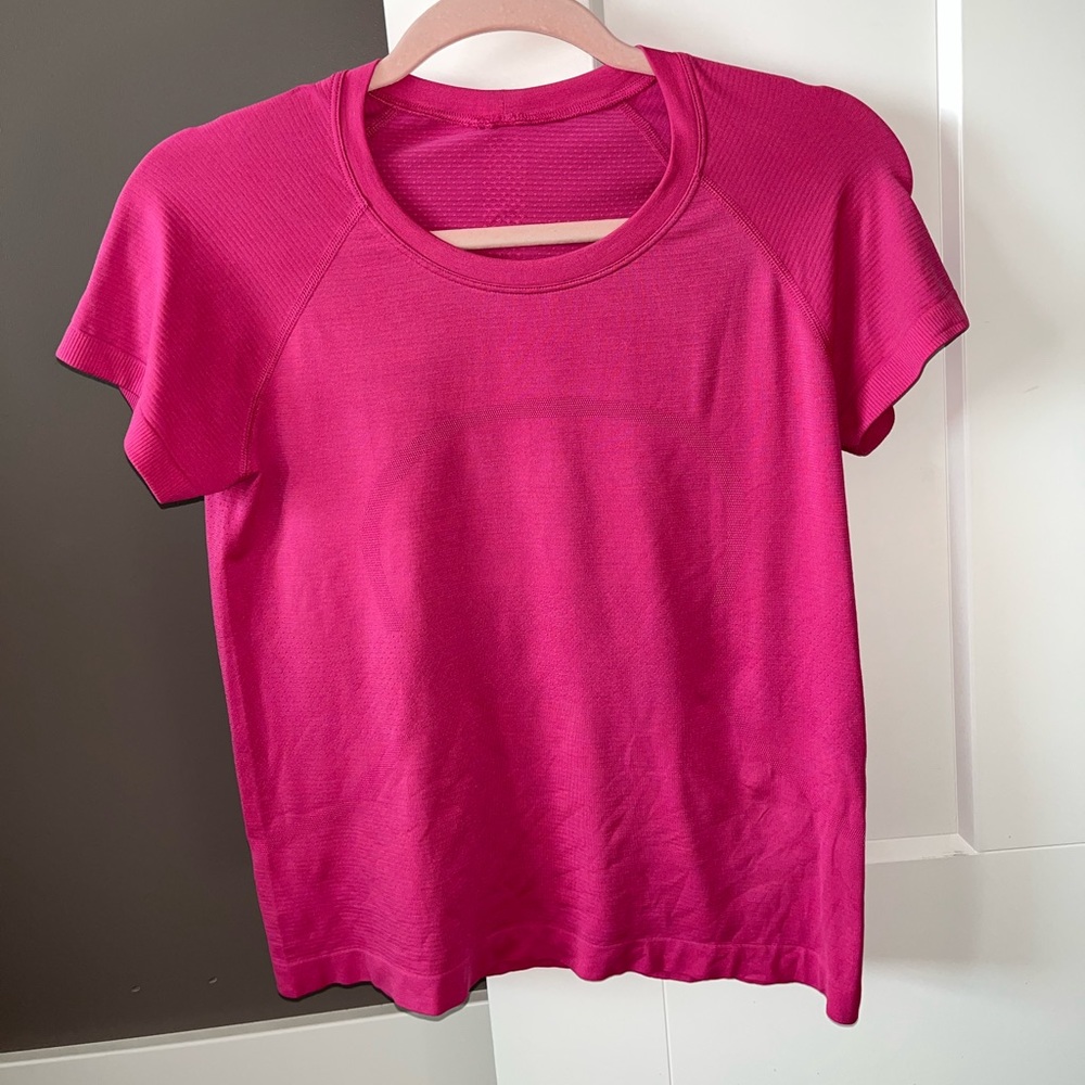 Lululemon swiftly tech short sleeve 2.0, race length